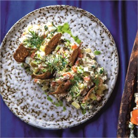 {{photo.Alt || photo.Description || 'Салат Оливье с курицей '}}
