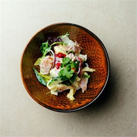 {{photo.Alt || photo.Description || 'Салат с жеребятиной "Къуэй-Суорат"'}}